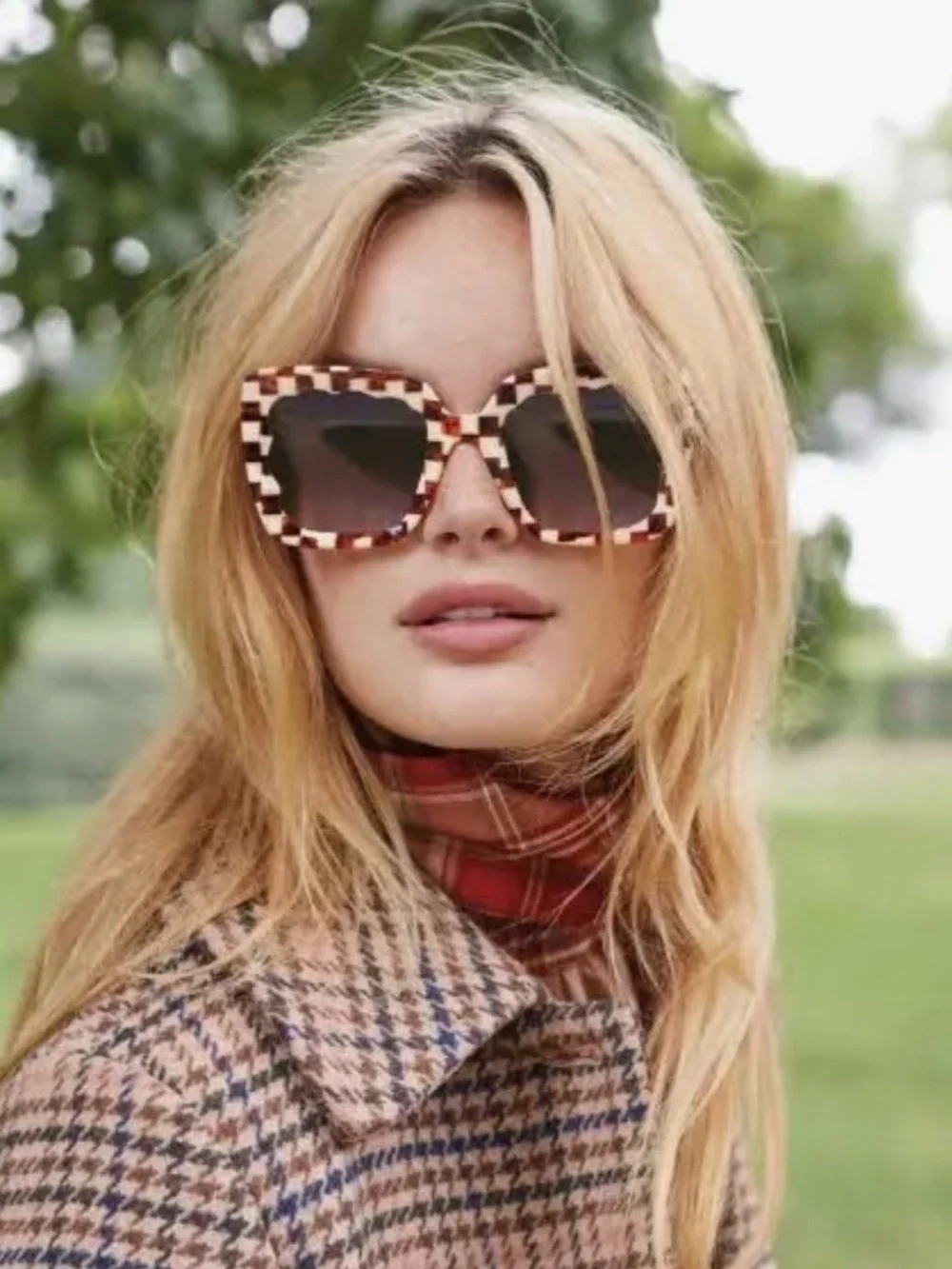 KREWE Elizabeth Tortoise Shell Square Sunglasses Women’s Discontinued